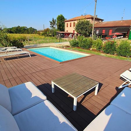 Le Maginot Relais Bed & Breakfast Castelvetro Piacentino Екстериор снимка